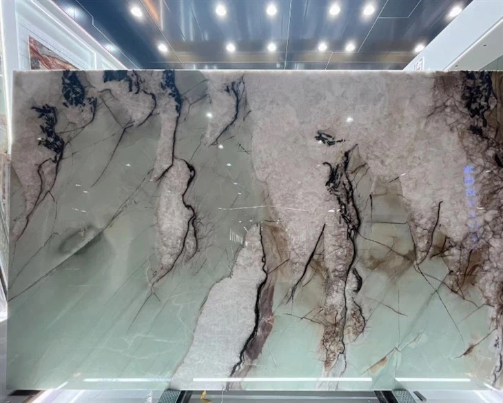 Tiffany Diamond Quartzite slab